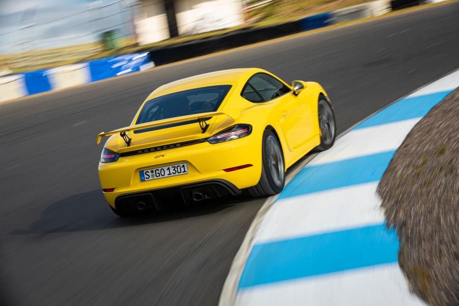  Porsche 718 Cayman GT4 (982C) 2019 года  (WW) (фото 129 из 190)
